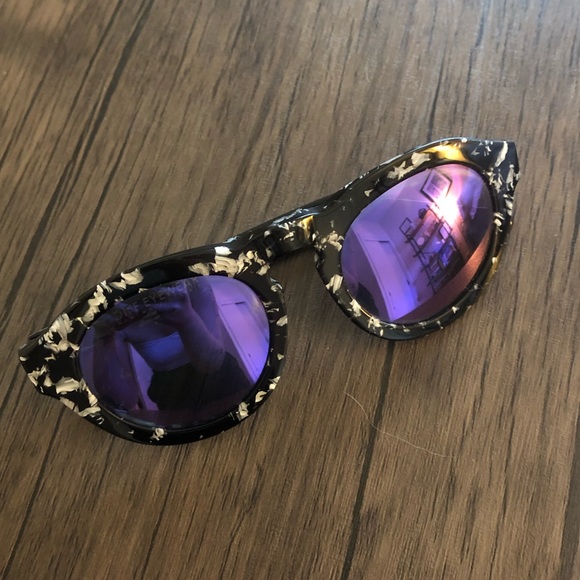 Diff Eyewear Accessories - Diff Eyewear Sunglasses